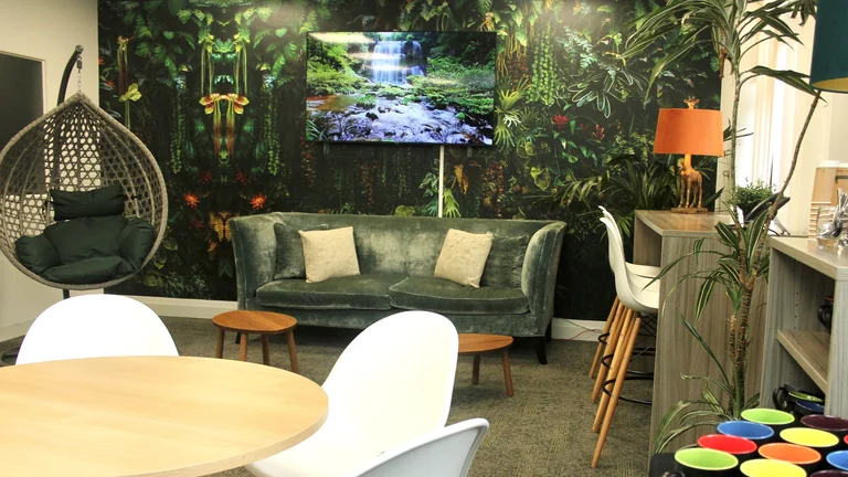 Broadway House lounge 